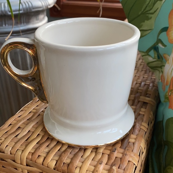 Anthropologie initial “T” mug ivory and gold - Picture 3 of 5